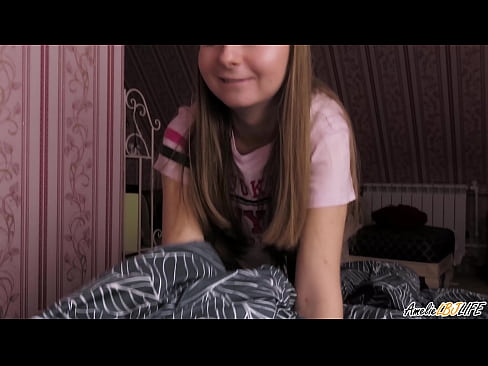 ❤️ Blondie ជញ្ជក់ BFF របស់នាងយ៉ាងជ្រៅ ហើយច្របាច់ចូលមាត់របស់នាង ️❌ អាសអាភាស នៅ km.pornmega-com.ru